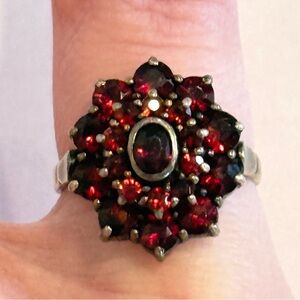 Vintage Bohemian Red Garnet Cluster Ring Sterling Silver 925 Size 4.5